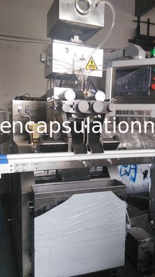 Sıvı / Kapsül için 15kg / H Kapasiteli Jel Kapsülleme Makinesi Tam Otomatik