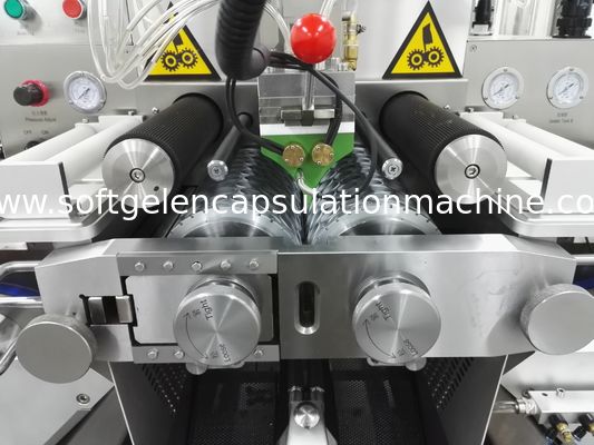 CE, 50000 - 70000 Softgel / H ile Hassas Sıcaklık Kontrolü Yumuşak Kapsül Yapma Makinesi