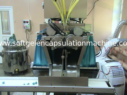 CS Paintball Otomatik Kapsül Makinesi, kapsül yapma makineleri Hassas Kontrol 8000 - 32000 / H