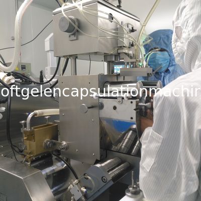 Servo Motorlu 6 ve 7 inç Softgel Kapsülleme Makinesi 50000 - 70000 Kapsül / H