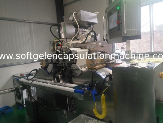 Küçük Başlangıç ​​Balık Yağı Softgel Kapsülleme Makinesi 12000 Adet / H 1208 * 2450mm