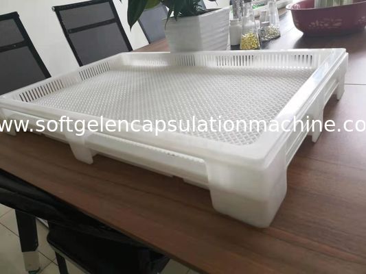 Hafif Plastik Soğutucu Tepsi Gıda Sınıfı İstiflenebilir Düz Tabanlı 762 * 600 * 55mm