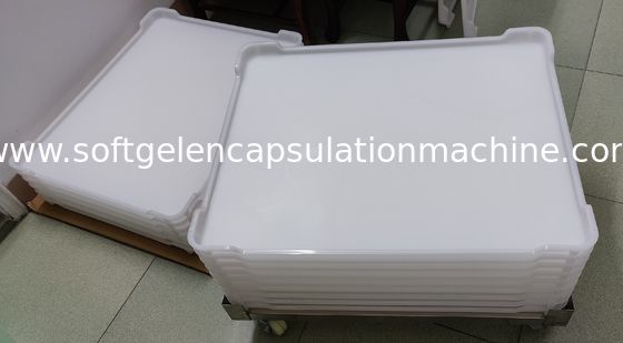 Hafif Plastik Soğutucu Tepsi Gıda Sınıfı İstiflenebilir Düz Tabanlı 762 * 600 * 55mm