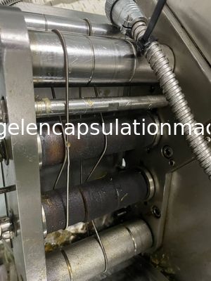 10 "12" Büyük Ölçekli Kapsülleme Makinesi Yumuşak Jelatin Kapsül Yapımı